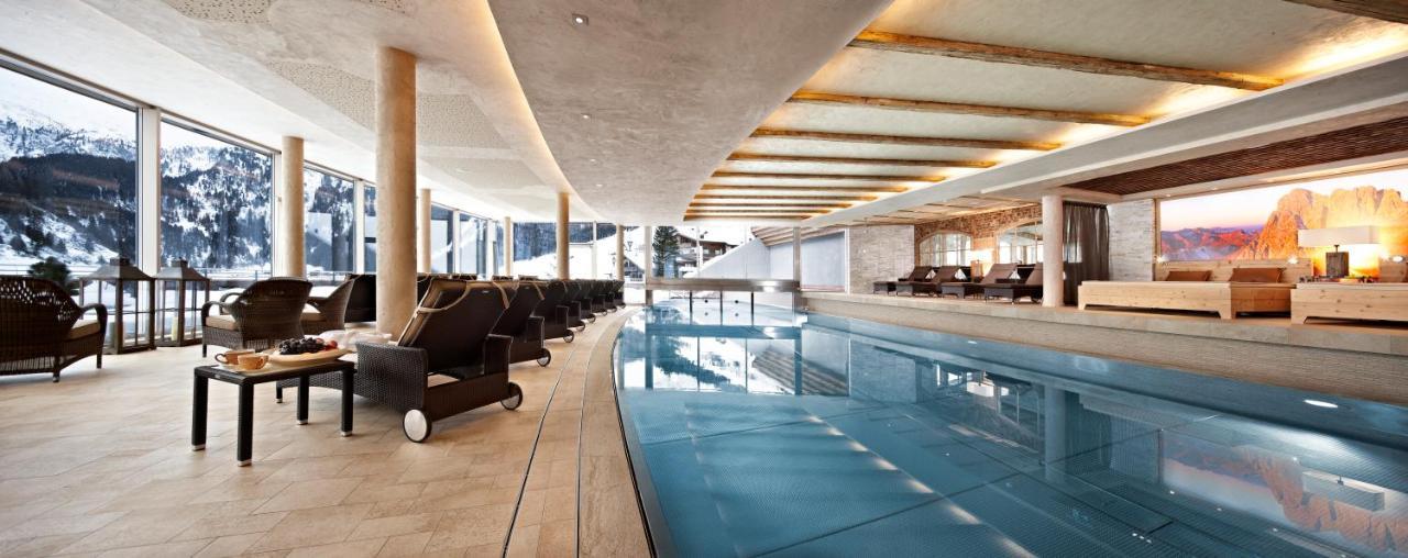 Hotel Berghof Crystal Spa & Sports Tux Exterior foto